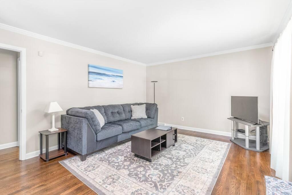 Spotless 4Br Near Clt Uptown, Fast Wi-Fi Apartment Charlotte Exterior photo