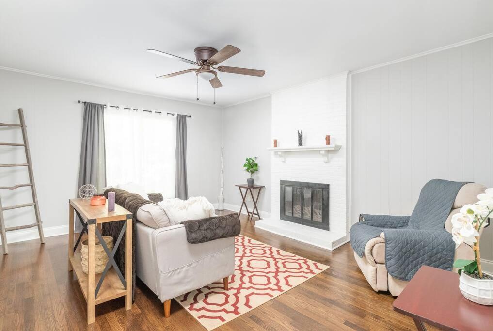 Spotless 4Br Near Clt Uptown, Fast Wi-Fi Apartment Charlotte Exterior photo