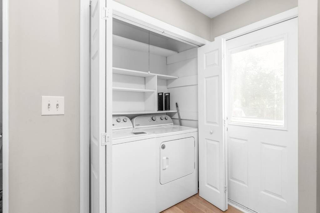 Spotless 4Br Near Clt Uptown, Fast Wi-Fi Apartment Charlotte Exterior photo