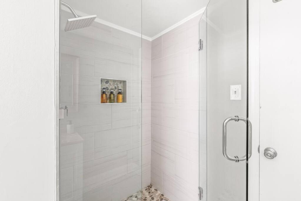 Spotless 4Br Near Clt Uptown, Fast Wi-Fi Apartment Charlotte Exterior photo